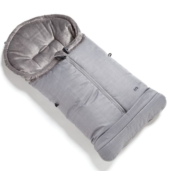 https://media.babyartikel.de/tfk-thermo-fleece-fusssack-mit-verlangerbarem-fussteil-grau-t-061-315-d0.jpg?preset=large