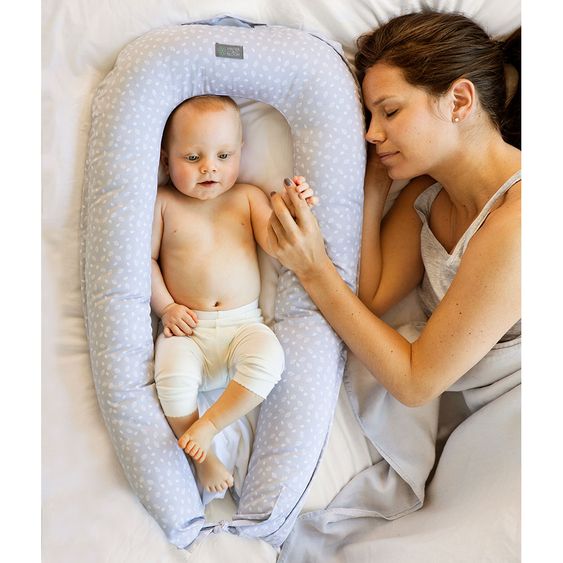 Vinter & Bloom Babynest Nordic Leaf Sleep Nest - Gentle Blue