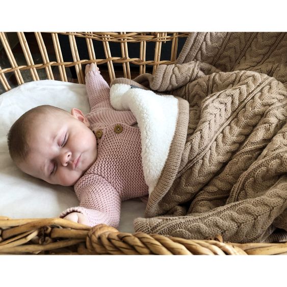 Vinter & Bloom Kuscheldecke - Cuddly - Almond Beige
