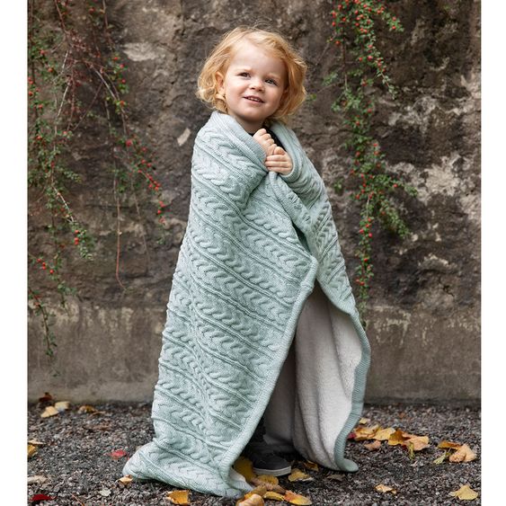Vinter & Bloom Kuscheldecke - Cuddly - Sage Green