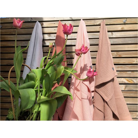 Vinter & Bloom Kuscheldecke - Soft Grid - Blush Rose